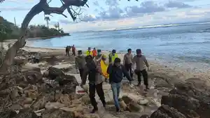 Penemuan-jenazah-di-G-Land-Plengkung.jpg