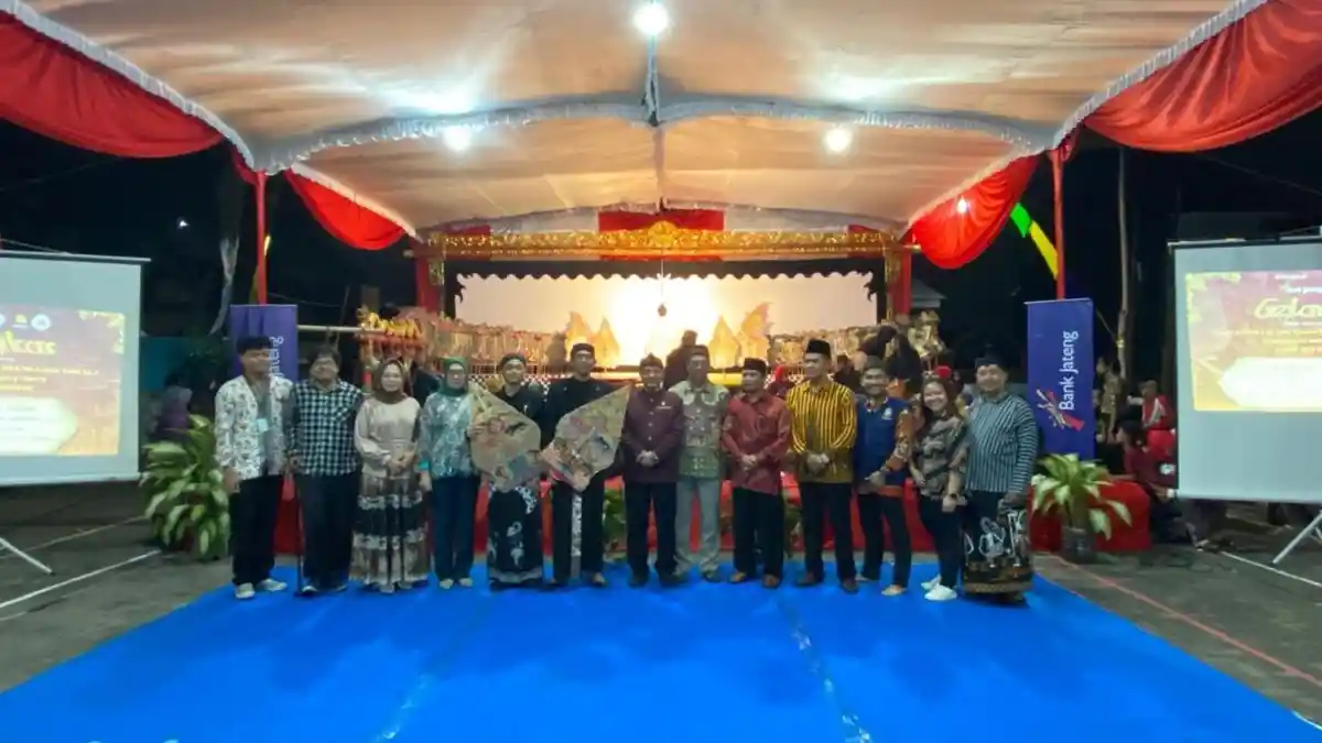 Gelar Tikar Sinergi IBDU dan KKN Tematik Undip dalam Pengembangan Seni di Padangsari