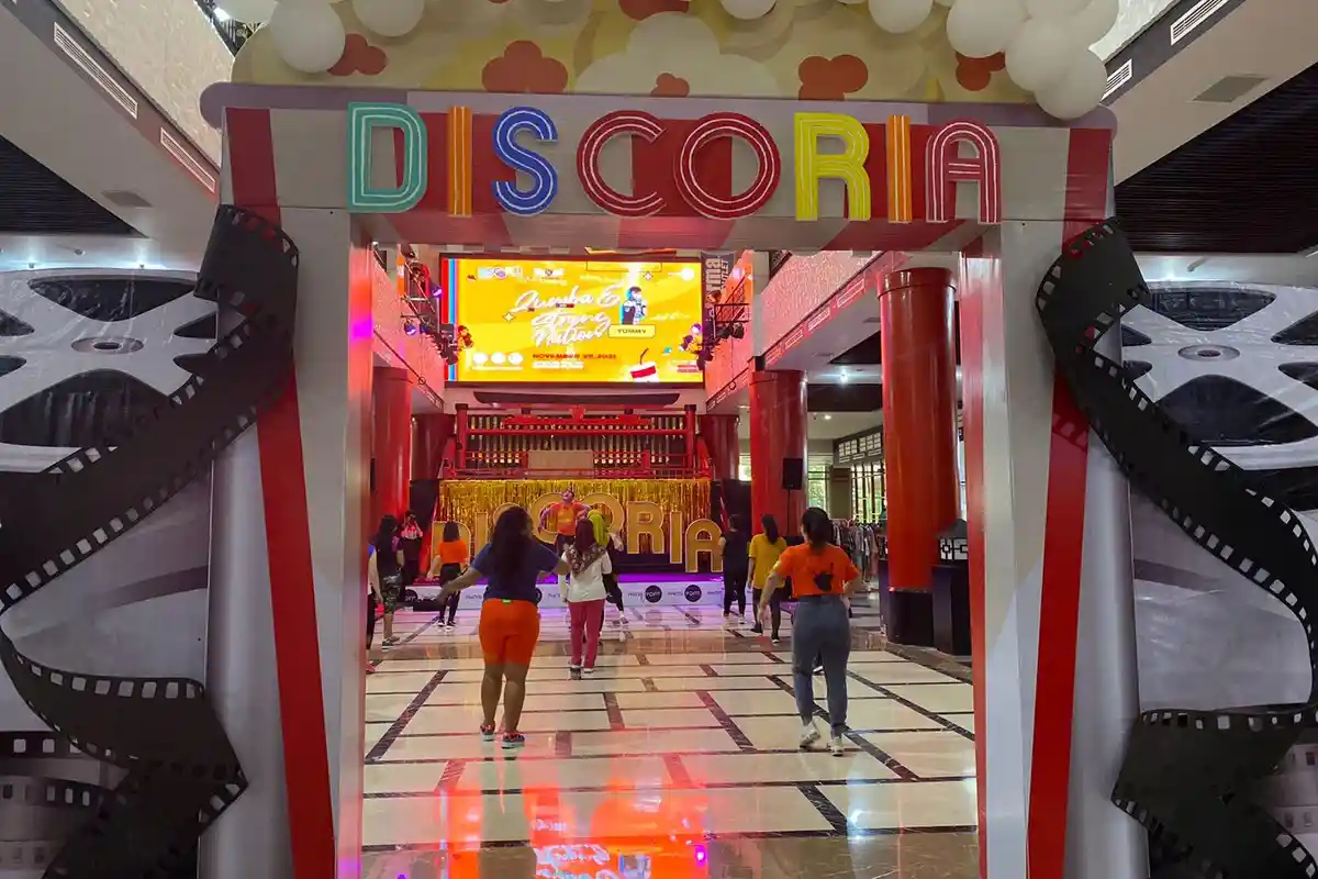 Nostalgia di Phinisi Point, Berkesempatan Bawa Pulang Produk Modena