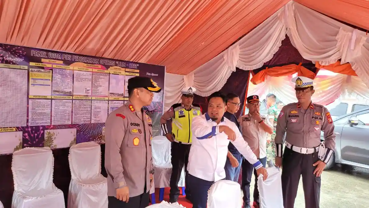 Wabup Enrekang Imbau Pengendara yang Melintas Waspada, Cuaca Buruk dan Rawan Longsor
