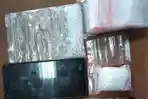 barbuk-narkoba-dari-tersangka-di-Soklat-Subang.jpg