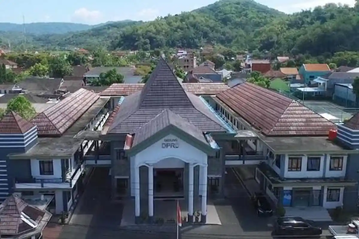 Daftar Terbaru 45 Caleg Dari Semua Dapil yang Bakal Duduk di Kursi DPRD Pacitan