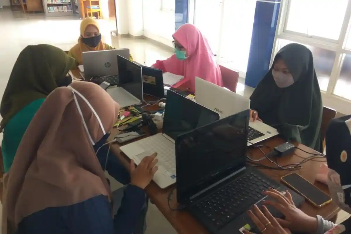 PPKM Mikro Diperluas Jadi 15 Provinsi: Kuliah Tatap Muka Dibolehkan, Sekolah Masih Daring