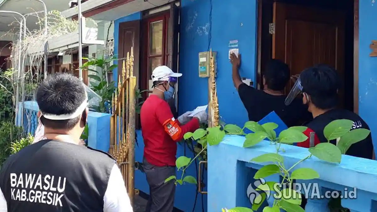 Bawaslu Gresik Mengaku Temukan Beberapa Petugas Coklit yang Melanggar Aturan, KPU Akan Cek Dulu
