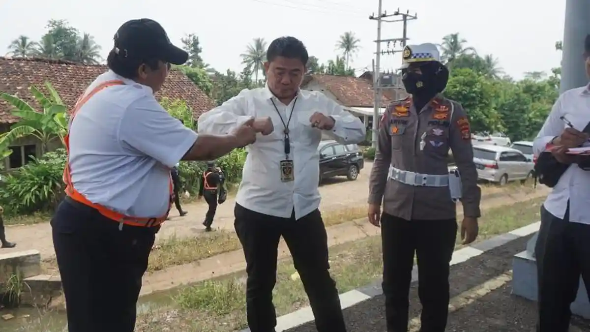 Kronologi 2 Kereta Api Tabrakan di Rengas  Bekri Lampung Tengah