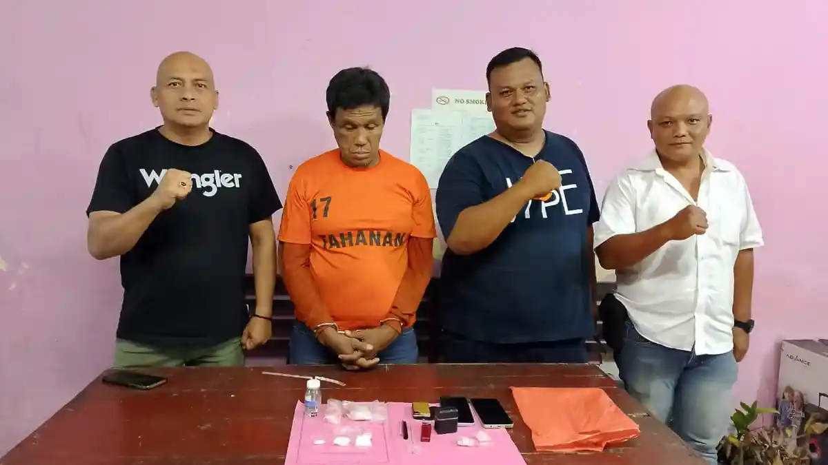 Polsek Raya Tangkap Pengedar Narkoba Jenis Sabu di Dorsmer Mobil, Simalungun
