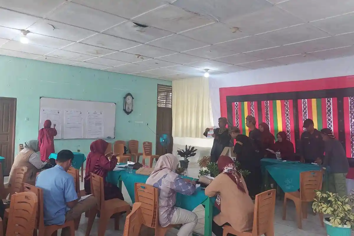 Hasil Pilkada Sumbar 2024, Epyardi Asda Menang di TPS 006 Singkarak Solok Tempat Dia Mencoblos 