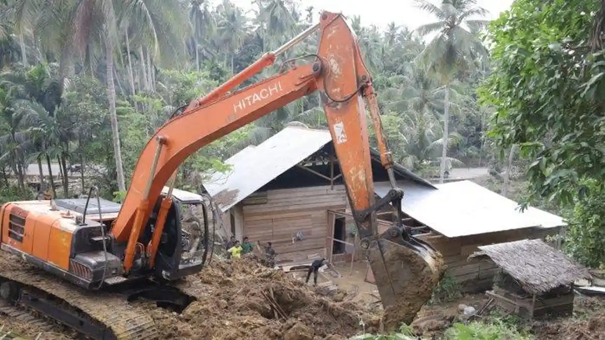 Dua Rumah di Bireuen Tertimbun Longsor