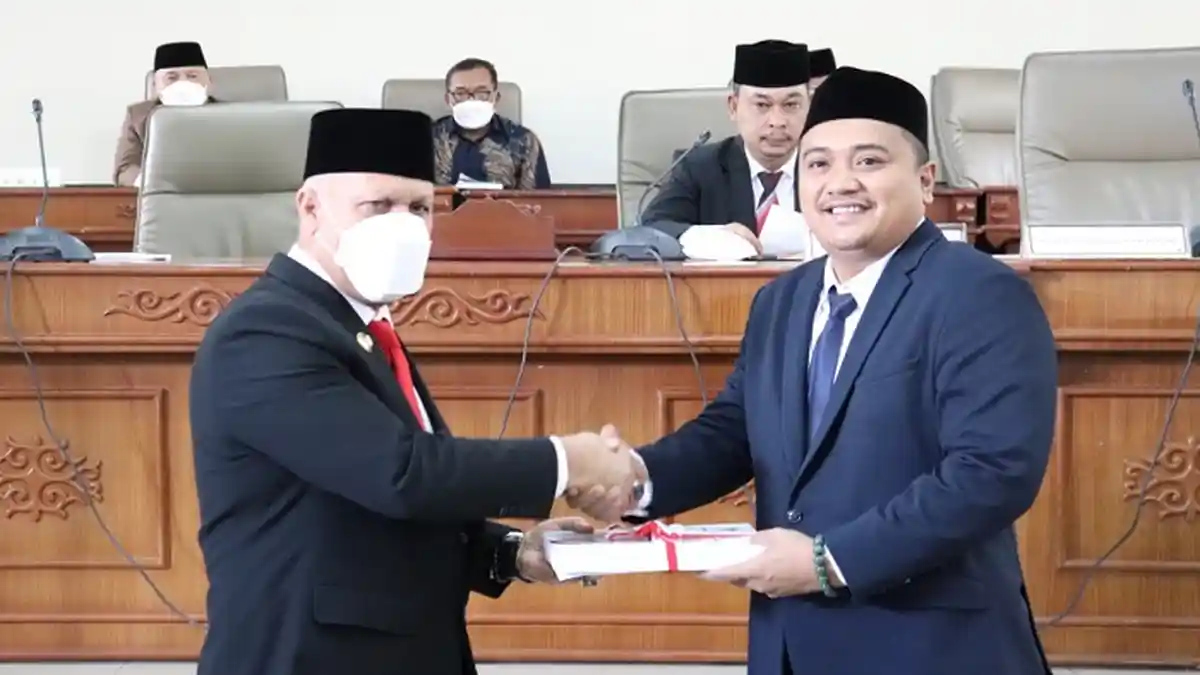 Bupati Shabela Sampaikan LKPJ di Gedung DPRK Aceh Tengah