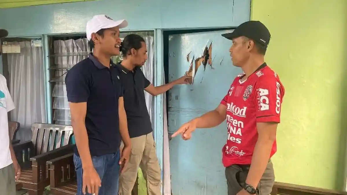 Gerombolan Pemuda Bersajam Serang Warga di Jalan Cinde Semarang, Pintu Rumah Hampir Dijebol