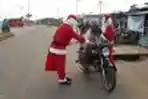 Sinterklas Kodam XVII/Cendrawasih Bagikan 20 Ribu Paket Natal