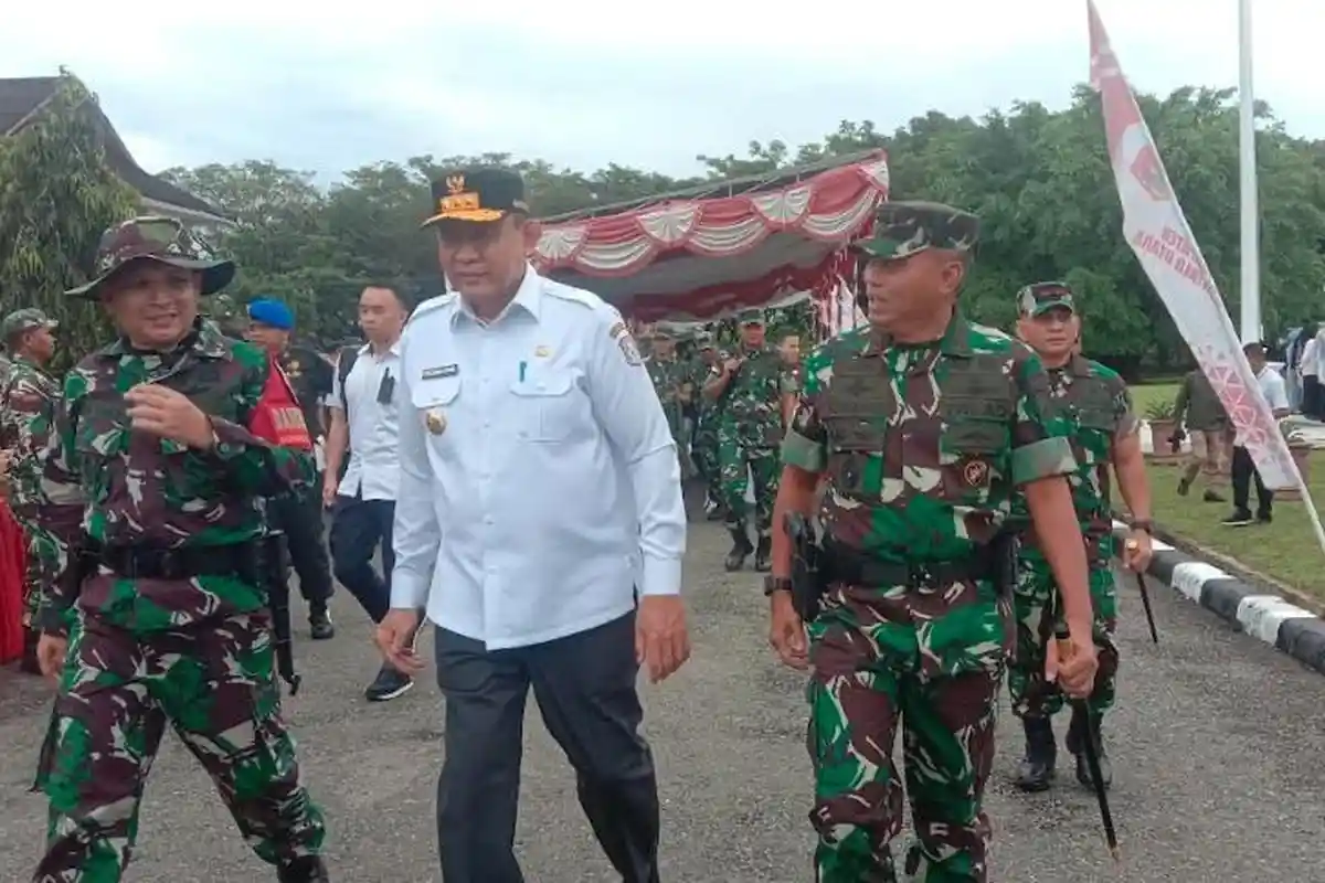 Gubernur Gusnar Ismail dan Pangdam Merdeka Hadiri Penutupan TMMD ke-124 di Gorontalo Utara