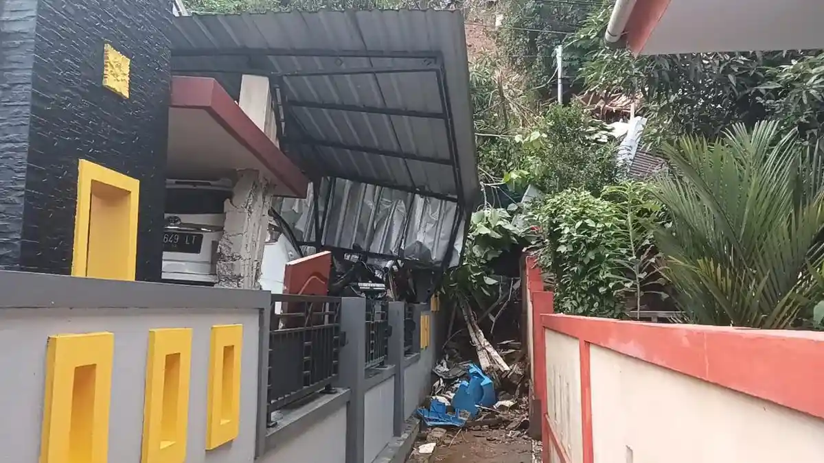 4 Rumah Terdampak Longsor di Galala  Ambon, Kerugian Capai Rp. 1 Miliar