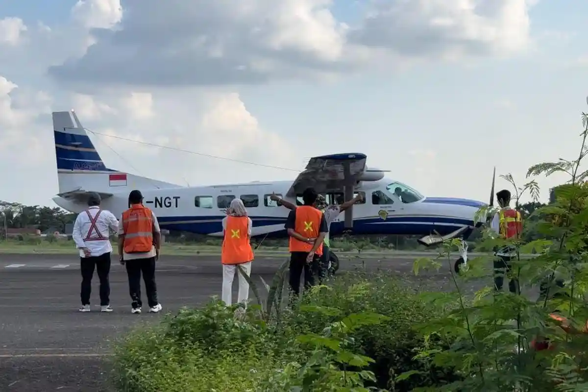 Langit Jambi Disemai Garam, Upaya Satgas Karhutla Lakukan Operasi Hujan Buatan