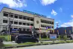 universitas-mandala-waluya-kendari.jpg