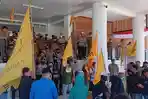 Massa-aksi-PMII-di-Kantor-Bupati-Mamuju-Jl-Soekarno-Hatta-Senin-1482023.jpg
