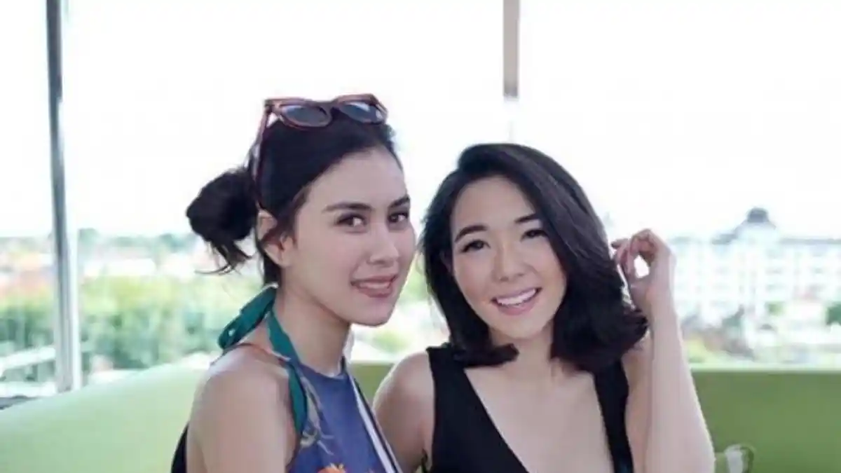 Foto Gisel Pakai Baju Berbelahan Dada Rendah Bikin Heboh, Bikin Netizen Salah Fokus