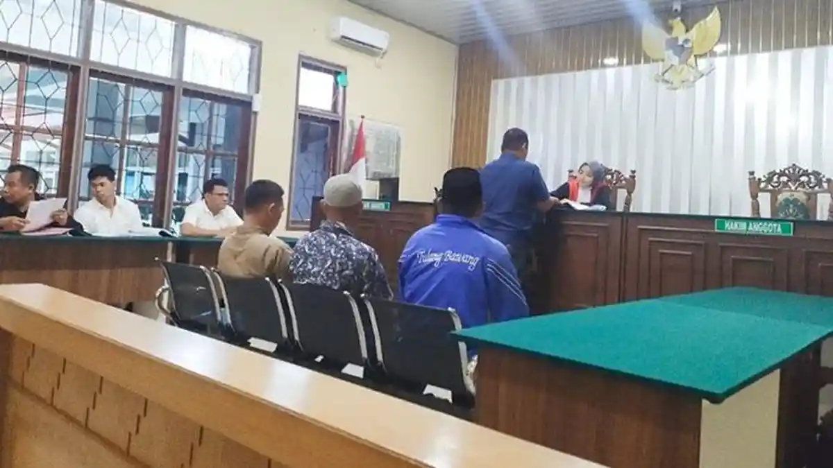 Pencuri Brondol Sawit di Tulangbawang Barat Lampung Dihukum Percobaan 6 Bulan