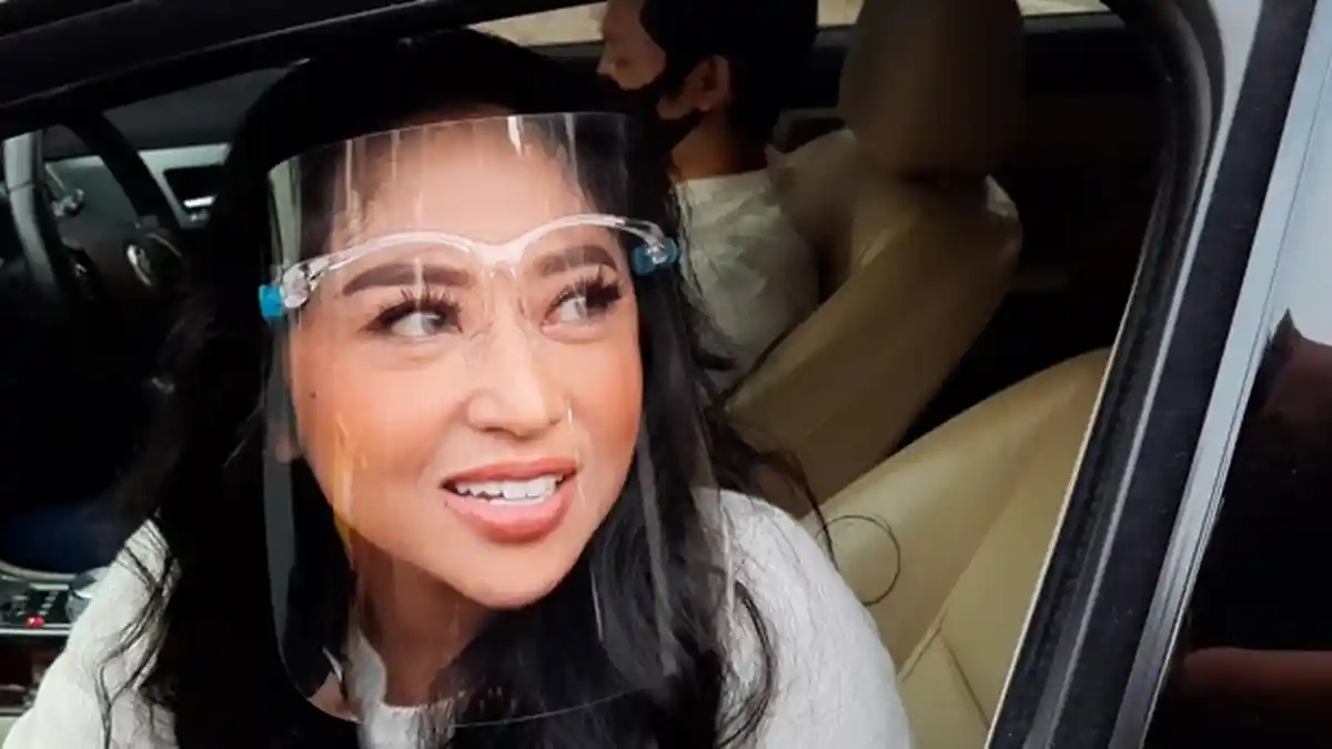 Ketemu Rizky Billar dan Lesti Kejora, Mengapa Vlog Dewi Perssik Diturunkan YouTube?
