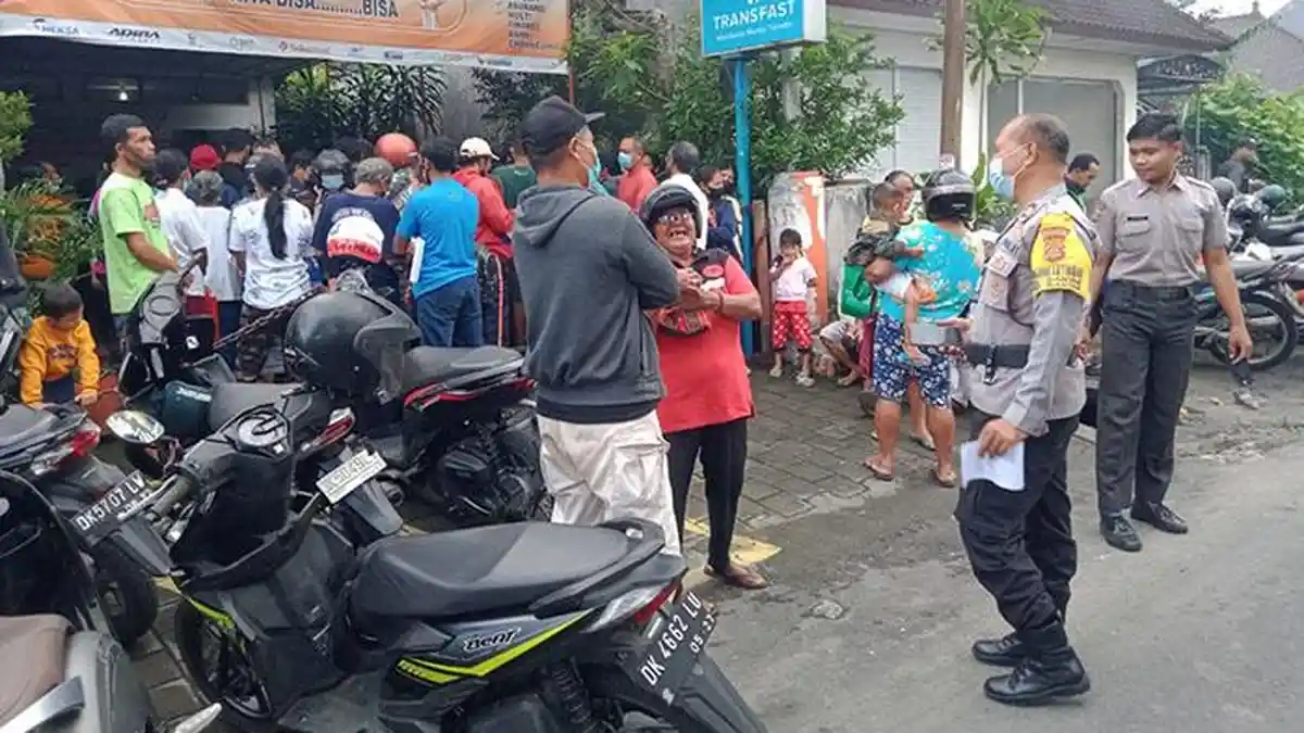 Bansos BLT BBM Rp600 Ribu Cair 2 Tahap, Cek Penerimanya di cekbansos.kemensos.go.id