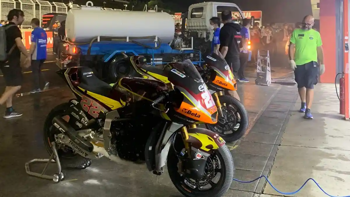 Sirkuit Motegi Jepang Alami Kebakaran, Api Muncul dari Sebuah Garasi Dekat Tim Aprilia dan Suzuki