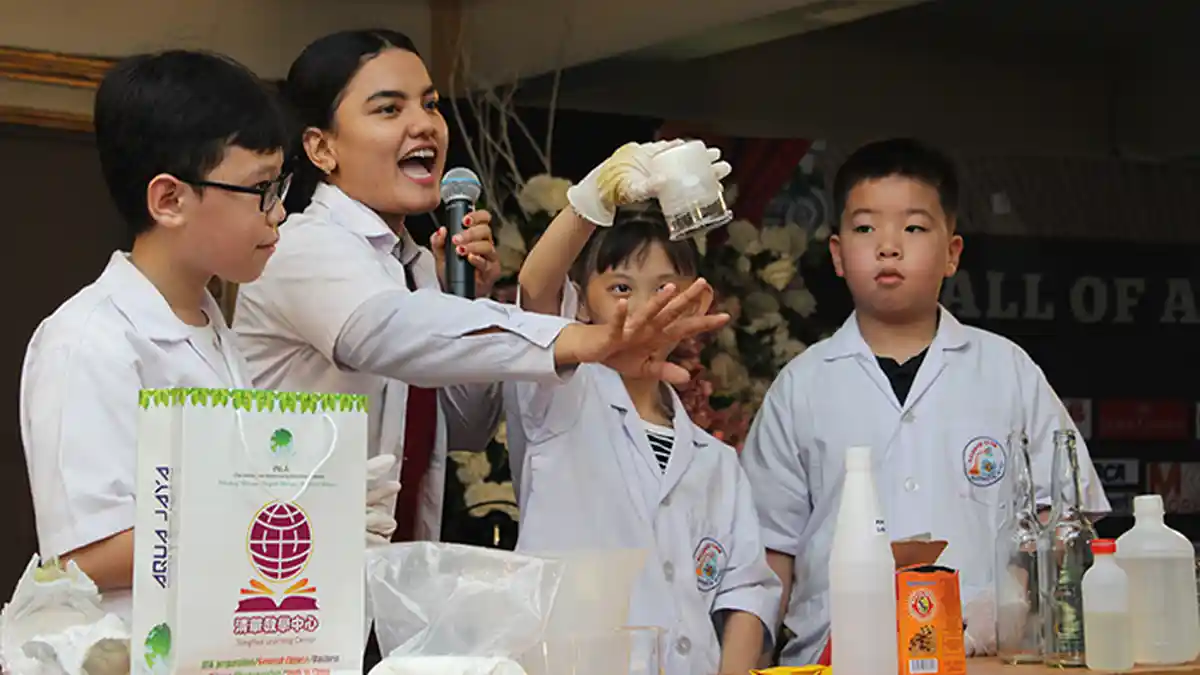 Mengasihi Alam pada Open House Sekolah Maitreyawira 2020