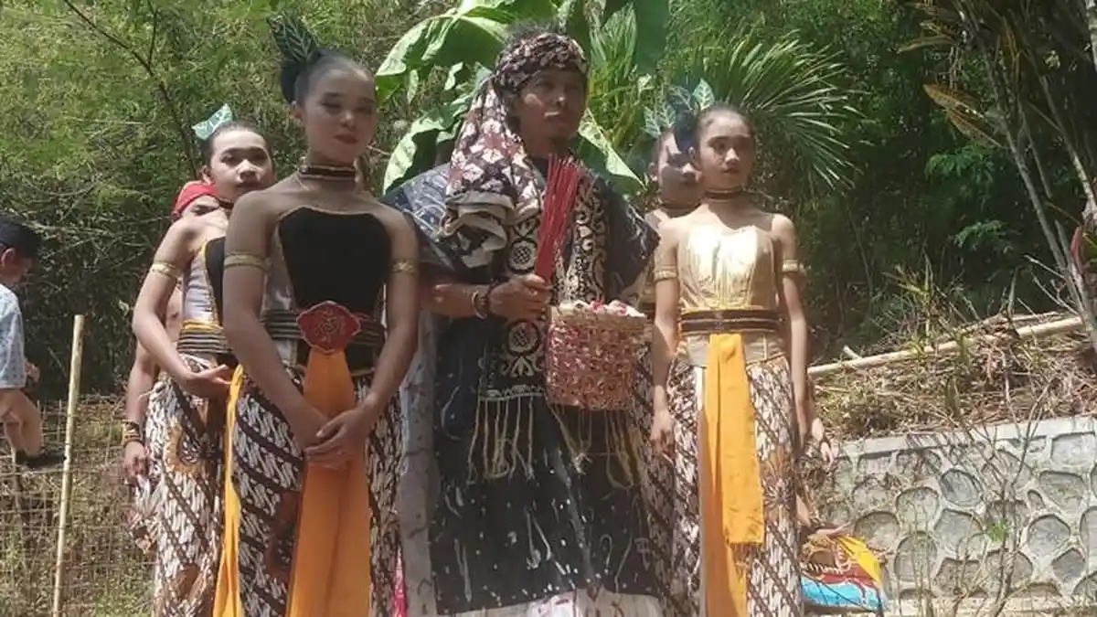Ritual Nikah Tembakau ala Warga Lereng Gunung Sumbing Magelang, Wujud ...