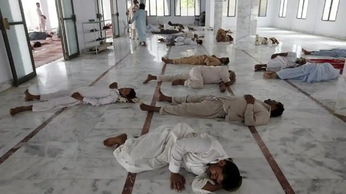 Selama Bulan Ramadan Pola Tidur Kacau? Coba 5 Trik Ini Biar Tetep Fresh Sepanjang Hari