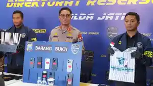 Direktur-Ditressiber-Polda-Jatim-Kombes-Pol-Bimo-Ariyanto.jpg