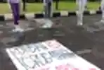 Unjuk Rasa Desak DPR Sahkan RUU PKS dan RUU PPRT
