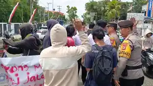 20260325_DEMO-JALANAN-RUSAK_demo-jalanan-rusak-sinjai-2026.jpg