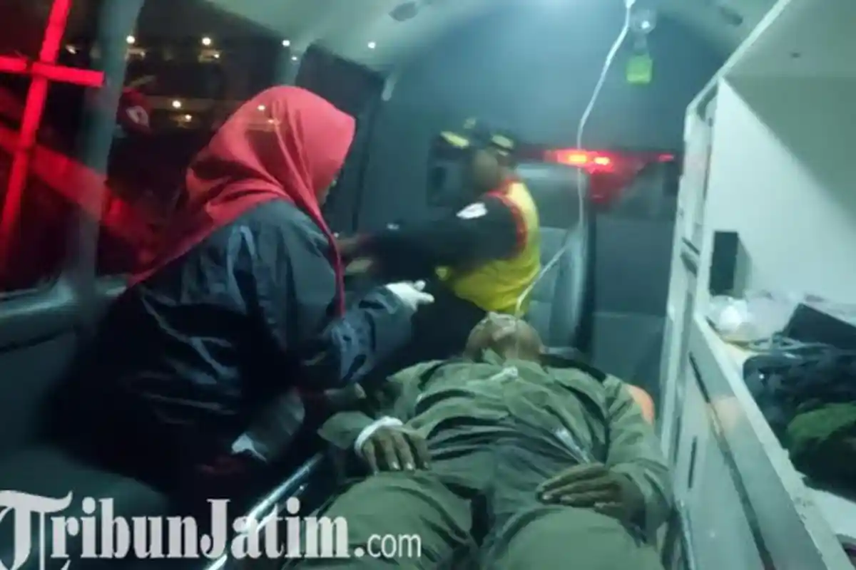 Brimob Tersambar Petir, Lima Korban Luka Siswa Bimob Dievakuasi