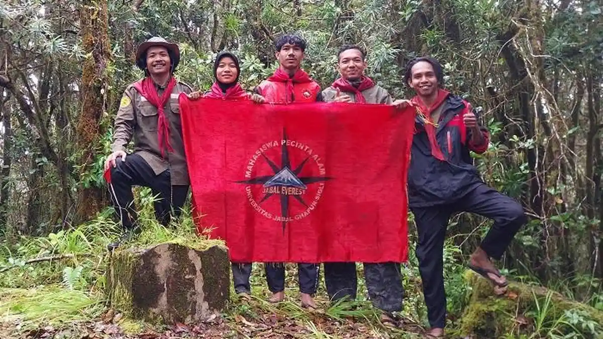 Maisarah Pimpin Tim Mapala Jabal Everest Unigha Tuntaskan Ekspedisi Gunung Lhee Sagoe Pidie