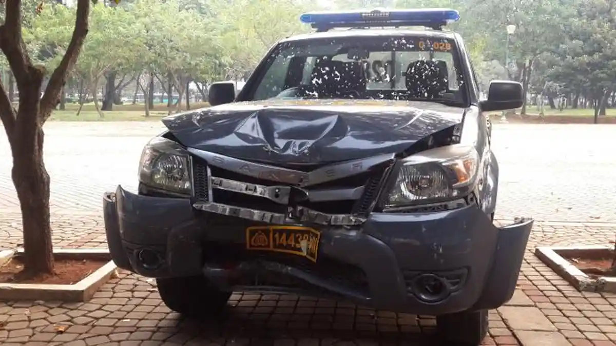 Polisi Belajar 