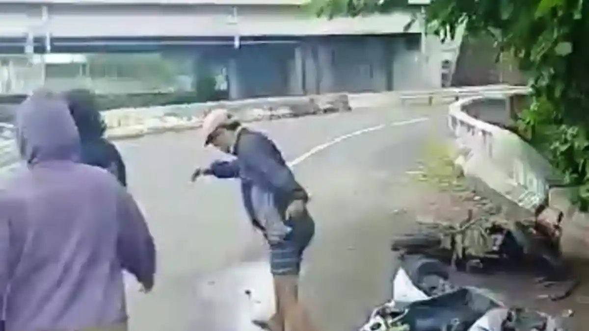 Beredar Video di Media Sosial, Diduga Suporter Persebaya di Kaligawe Semarang Dibubarkan Polisi