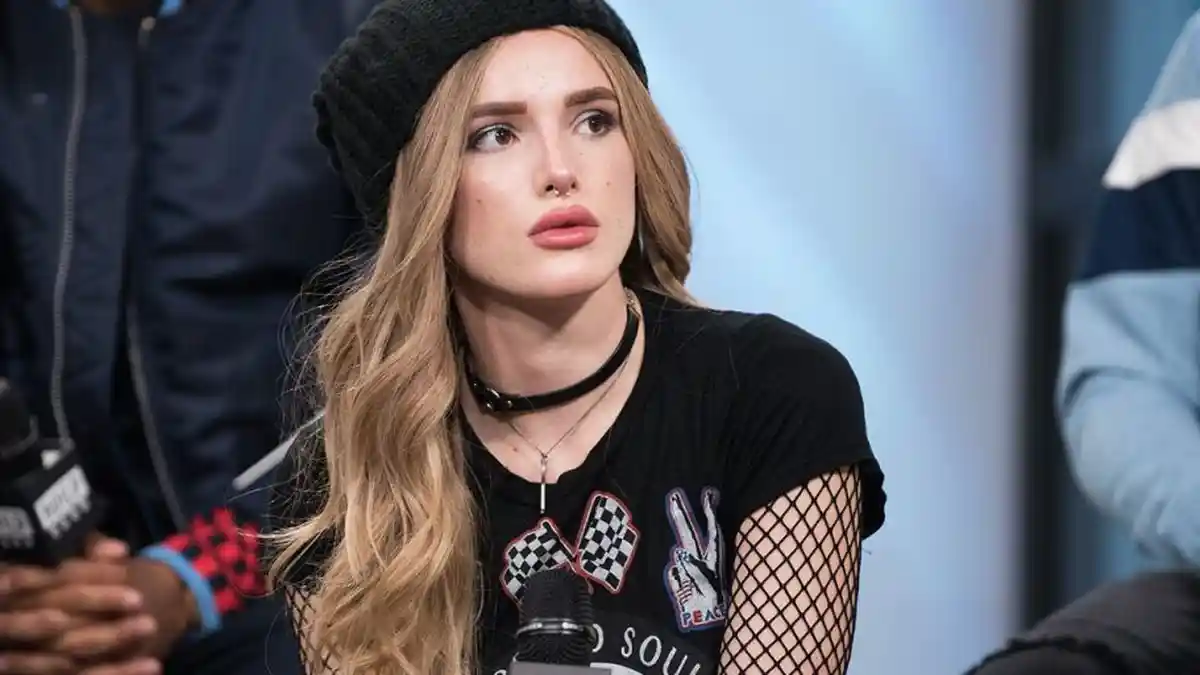 Mantan Aktris Disney, Bella Thorne Terjun ke Industri Film Dewasa