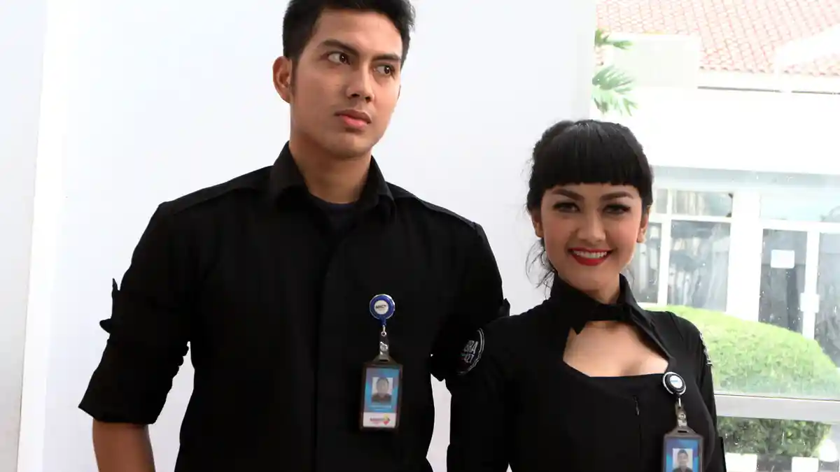 Sri Wulansih Jadi Penyebab Pertengkaran Julia Perez dan Mumu?
