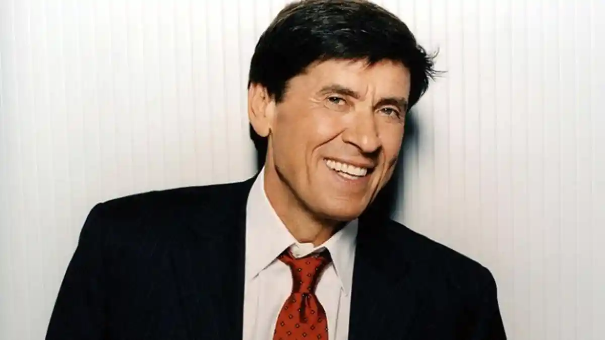Artis Gianni Morandi Mundur Dari Presiden Kehormatan Bologna