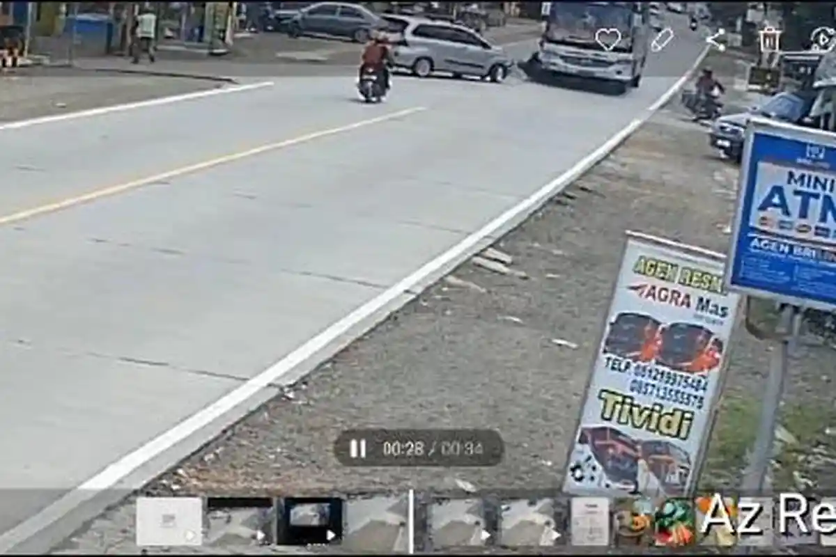 3 Orang Tewas dalam Kecelakaan yang Libatkan Motor, Mobil dan Bus di Jatilawang Banyumas