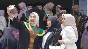 20260401_WISUDA_SAIZU.jpg