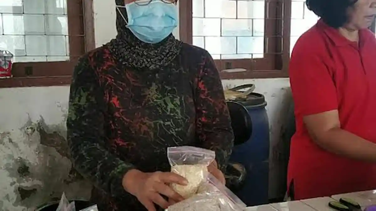BPTP NTT  Terus Berinovasi, Ciptakan Pakan Ternak Ayam KUB