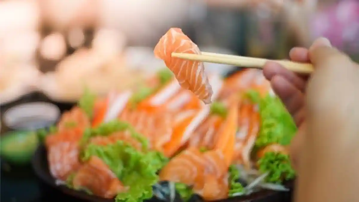 Masyarakat China Makan Kelelawar Tapi Menghindari Ikan Salmon, Kenapa?