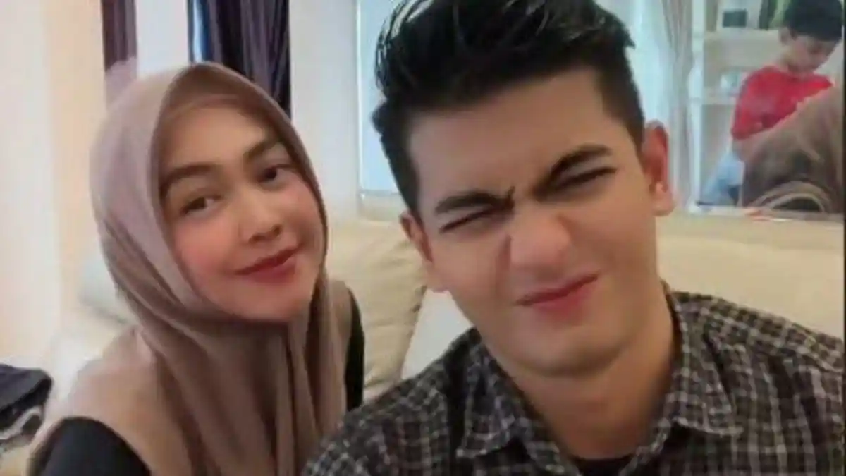 Sempat Khawatir dan Pasrah Soal Jodoh Ria Ricis, Ini yang Bikin Oki Setiana Dewi Restui Teuku Ryan