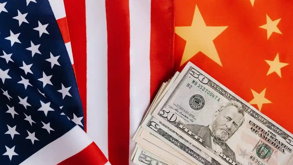 Propaganda Perang Dagang China Vs AS, Pasar Mangga Dua dan Tuduhan Barang Branded Buatan AS