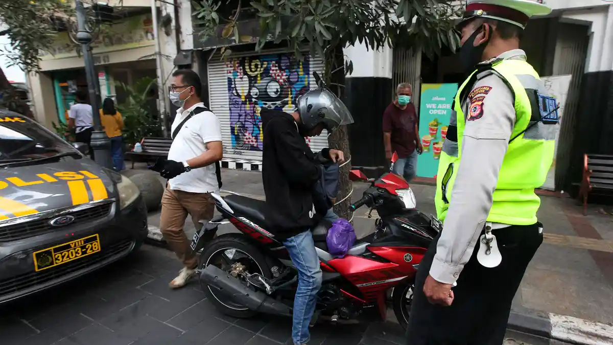 Kena Tilang Tapi Lupa Bawa SIM, Bolehkan Ambil di Rumah? Ini Kata Polisi