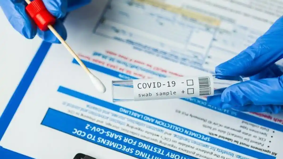 Deteksi Omicron: Meski Rapid Antigen Negatif, Orang Bergejala Sebaiknya PCR