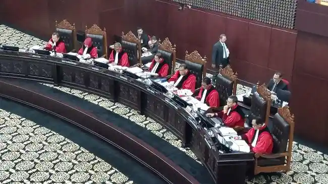 MK Panggil Dewan dan Presiden, Syamsul Serius Tatap Sidang Tunjangan Pensiun Seumur Hidup DPR