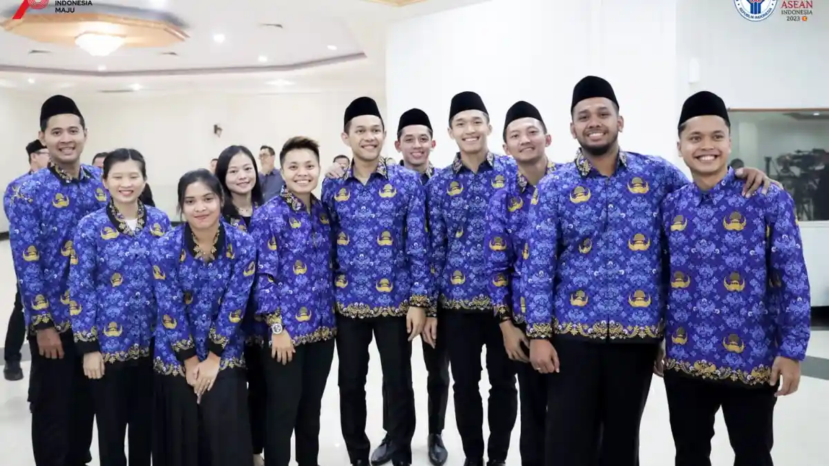 Momen 27 Atlet Diangkat Jadi PNS, Netizen Heboh Jojo dan Ginting Pakai Peci: Serasa Bisa Digapai