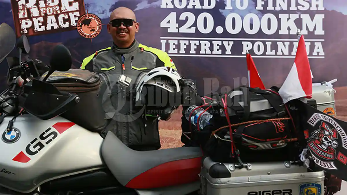 Keliling Dunia Naik Motor, Kang JJ Jadi Bintang Tamu Perdamaian di Saudi TV