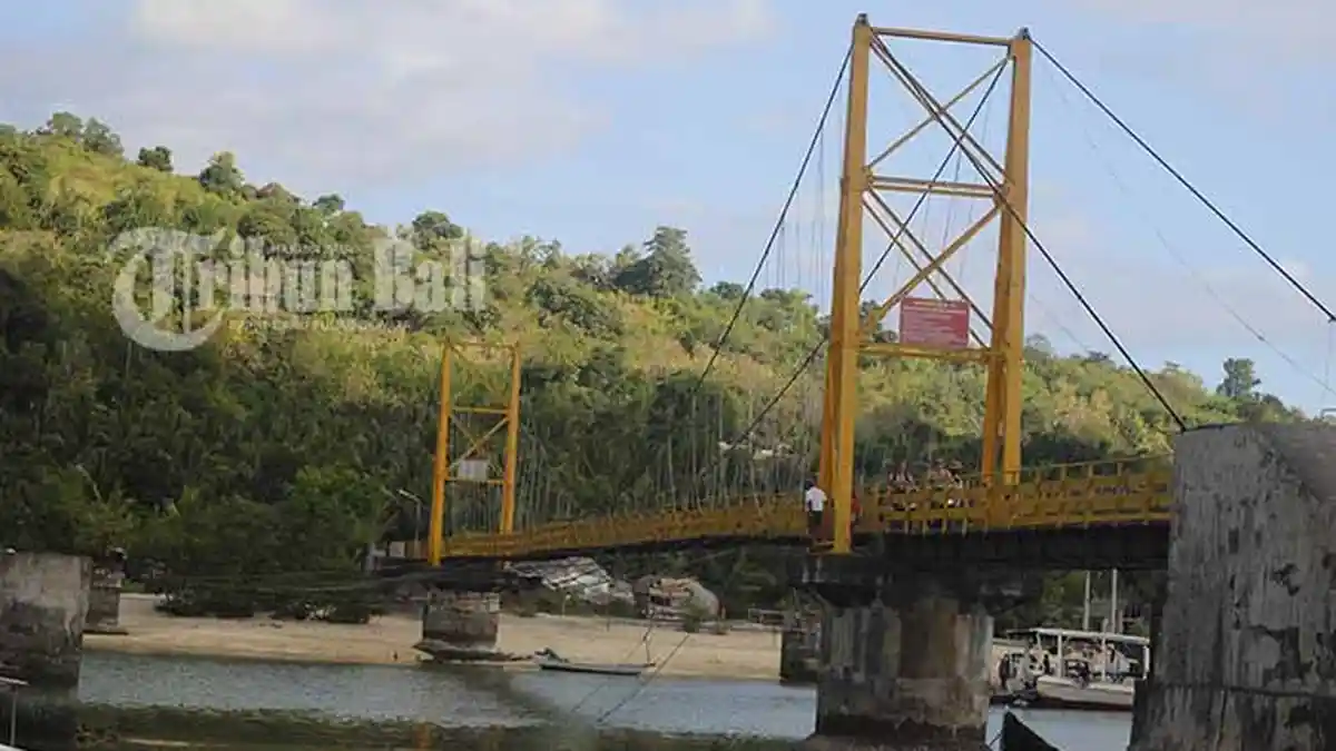 Asal Usul Nama Jembatan Kuning dan Cinta di Nusa Penida